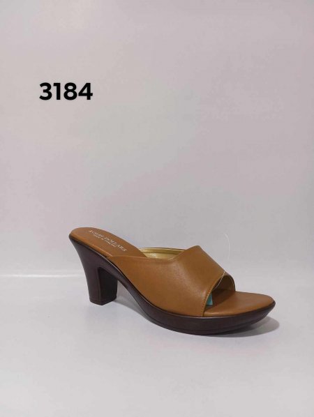 423