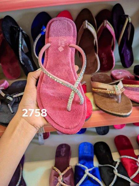 ကျောက်အယှက်မ