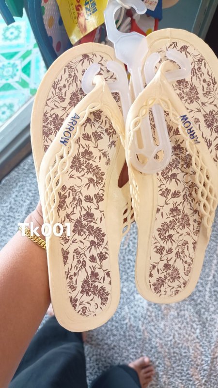 TK001(ဖြူ)