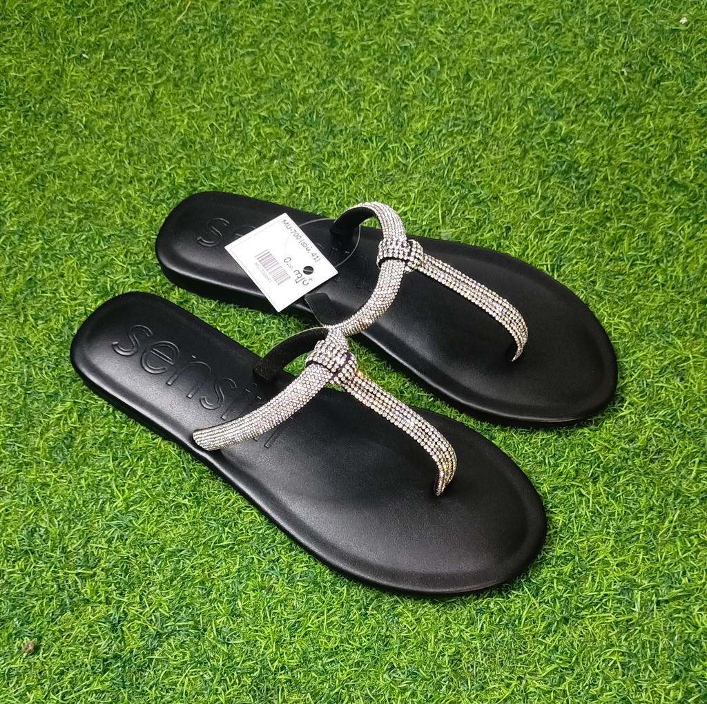 MU-700