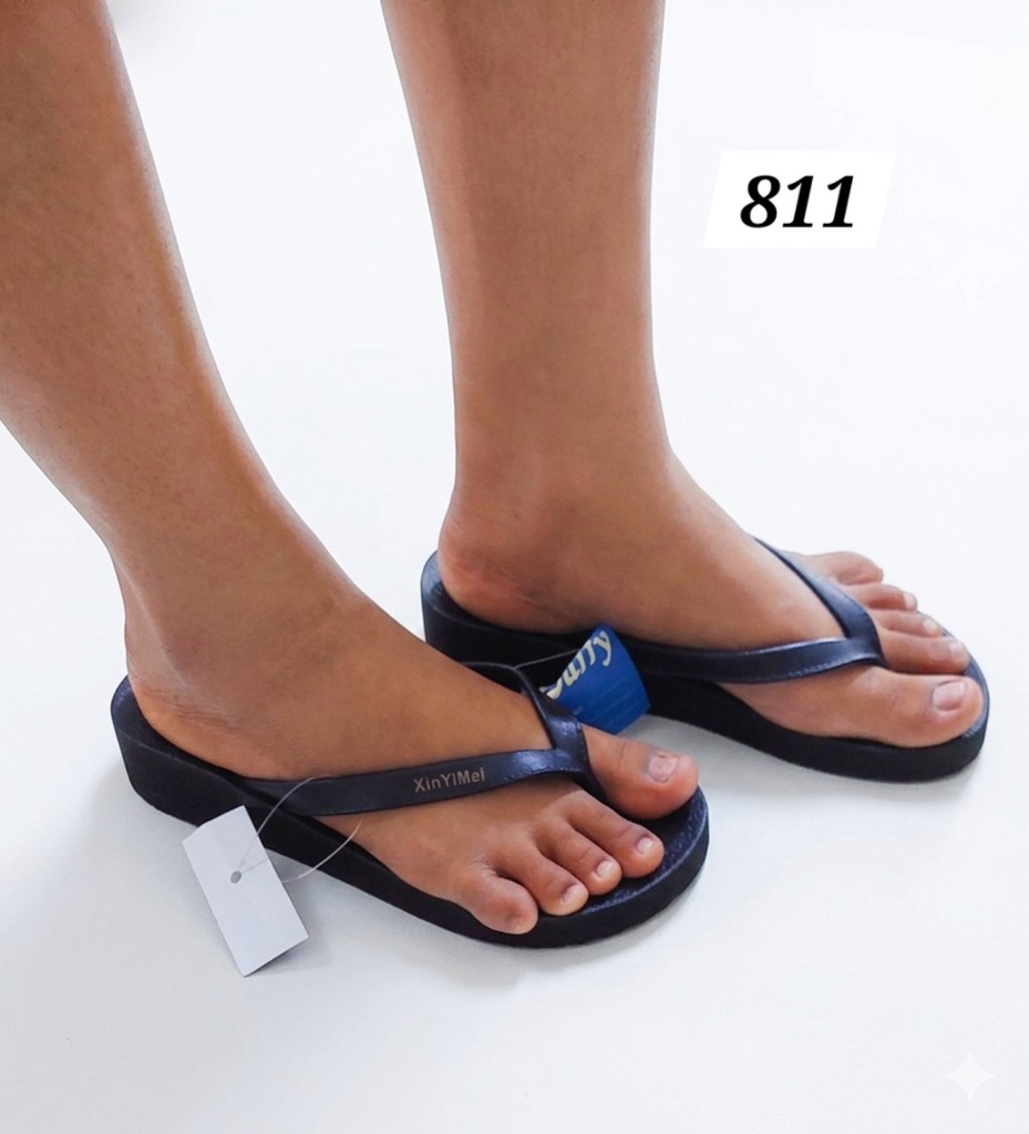 811